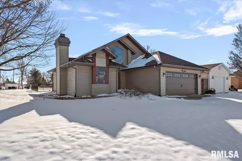 Exterior - 124 Como Ln, Springfield, IL 62703 photo 2 of 5