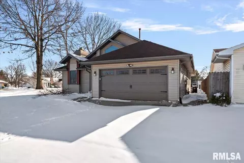 Exterior - 124 Como Ln, Springfield, IL 62703 photo 3 of 5