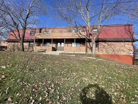 2061 W Monroe St, Springfield, IL 62704