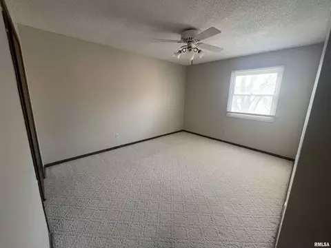 2061 W Monroe St, Springfield, IL 62704 photo 6