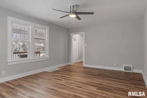 173 N Illinois St, Springfield, IL 62702 photo 11