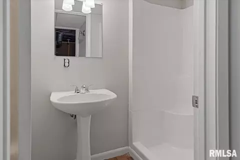 173 N Illinois St, Springfield, IL 62702 photo 37