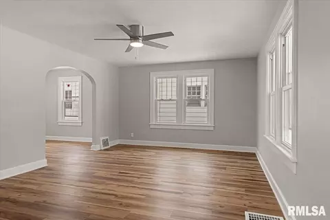 173 N Illinois St, Springfield, IL 62702 photo 9