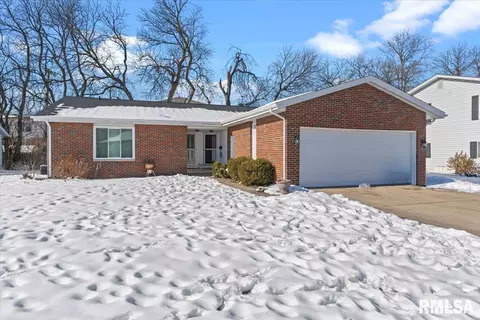 413 415 Avondale Dr, Springfield, IL 62704 photo 2