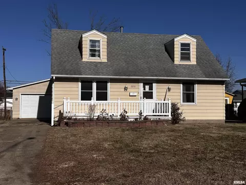 2050 Ramsey Dr, Decatur, IL 62526