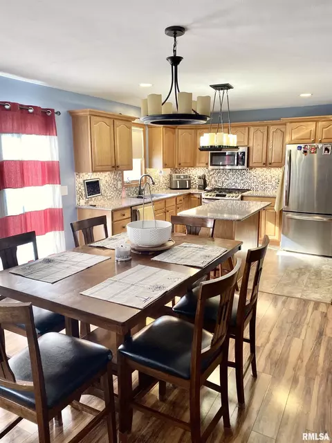 2506 Hampton, Chatham, IL 62629 photo 7
