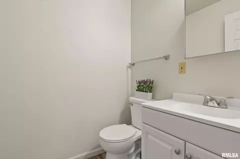 413 Meridian Dr, Springfield, IL 62702 photo 10