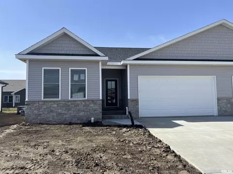 4608 Lasalle Ct, Springfield, IL 62711