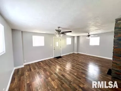 2018 N 9th St, Springfield, IL 62702 photo 6