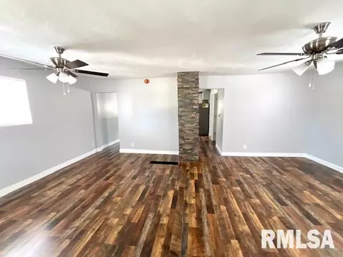 2018 N 9th St, Springfield, IL 62702 photo 7