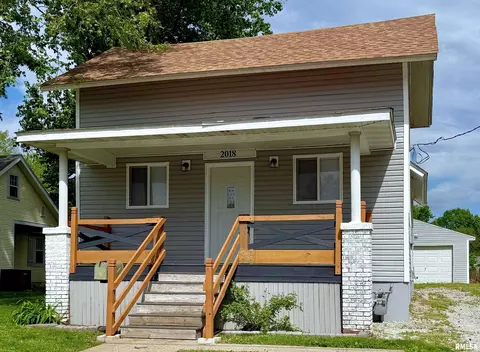 2018 N 9th St, Springfield, IL 62702 photo 2