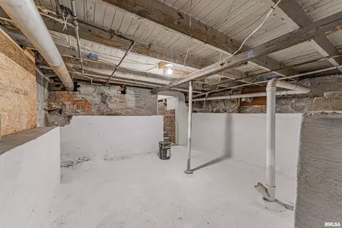 Other - 728 N Kickapoo St, Lincoln, IL 62656 photo 5 of 7