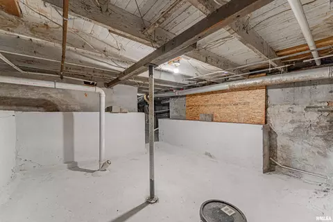Other - 728 N Kickapoo St, Lincoln, IL 62656 photo 4 of 7