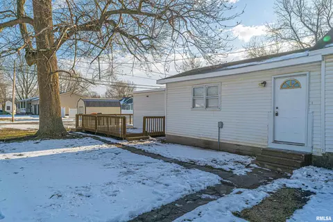 Other - 728 N Kickapoo St, Lincoln, IL 62656 photo 1 of 7
