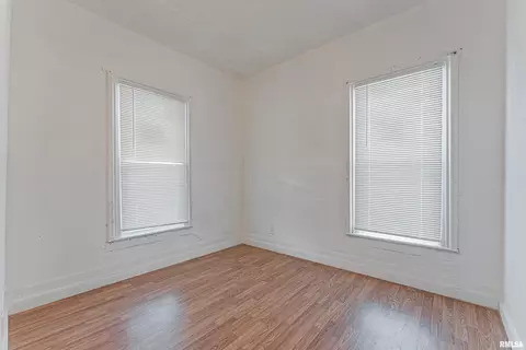 Bedroom - 728 N Kickapoo St, Lincoln, IL 62656 photo 1 of 4
