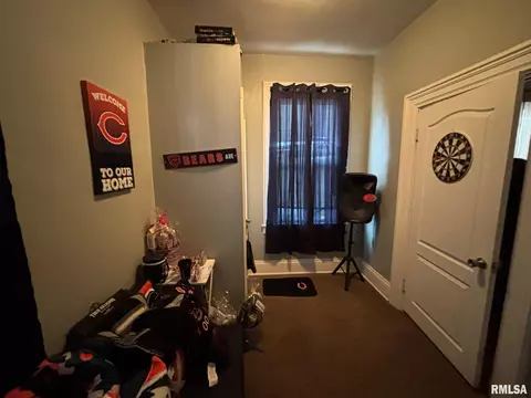 Entry Way - 1805 S 7th St, Springfield, IL 62703 photo 4 of 4