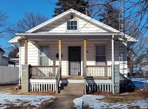 1703 Cummins Ave, Springfield, IL 62703