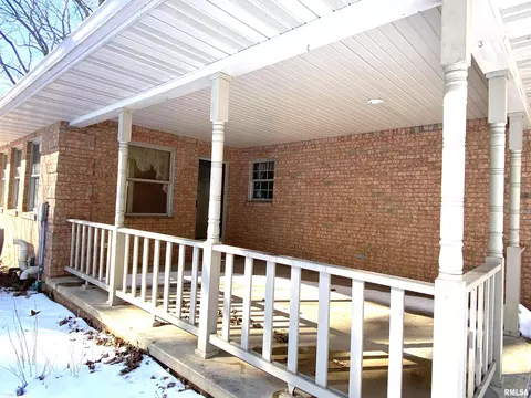 Exterior - 1480 State Route 100 Hwy, Bluffs, IL 62621 photo 6 of 16