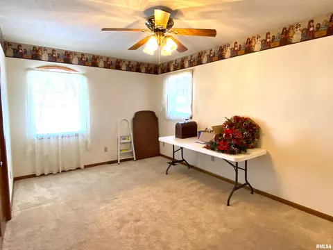 Bedroom - 1480 State Route 100 Hwy, Bluffs, IL 62621 photo 3 of 6