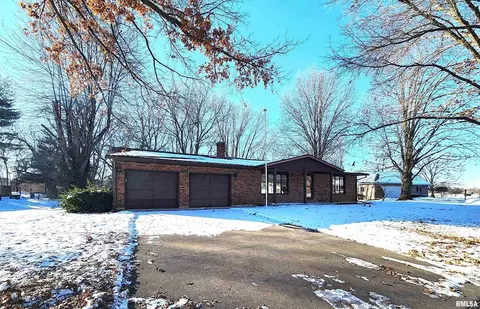 1238 Springdale S Dr, Quincy, IL 62305