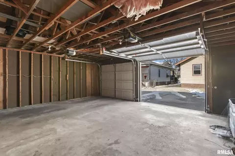 Other - 212 E Spruce St, Springfield, IL 62704 photo 9 of 11