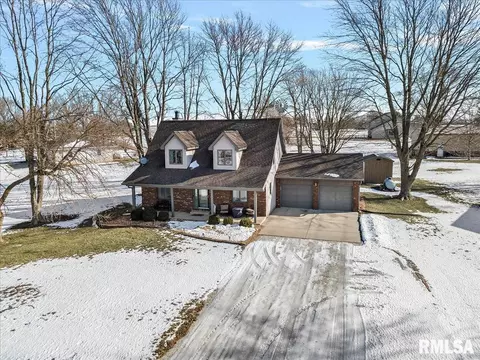 12162 Cotton Hill Rd, Pawnee, IL 62558