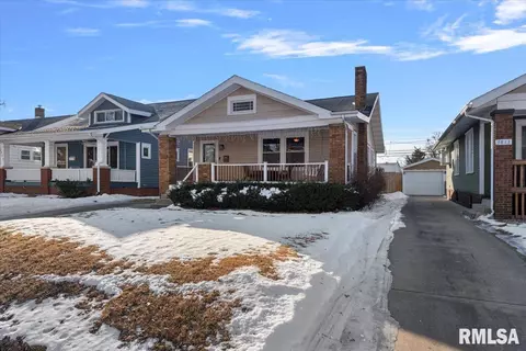 Exterior - 1817 S State St, Springfield, IL 62704 photo 1 of 7