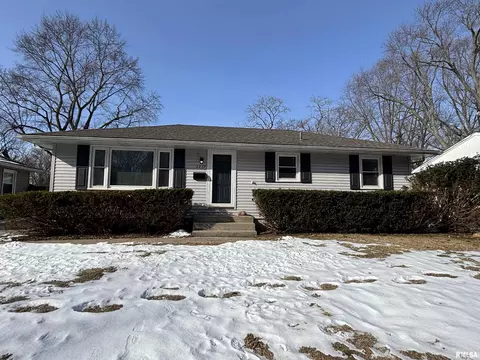 3237 Warner Dr, Springfield, IL 62703