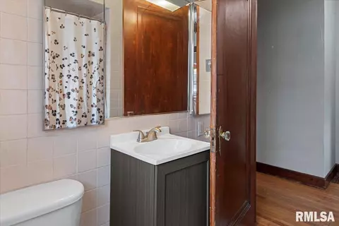 2415 S 6th St, Springfield, IL 62703 photo 18