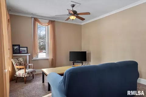 Living - 307 E Hargrave St, Athens, IL 62613 photo 2 of 3