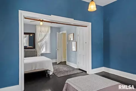 Bedroom - 307 E Hargrave St, Athens, IL 62613 photo 6 of 9