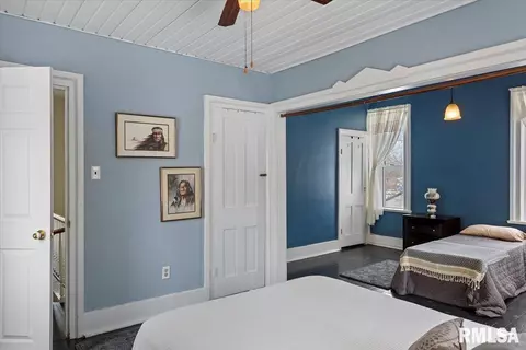 Bedroom - 307 E Hargrave St, Athens, IL 62613 photo 5 of 9