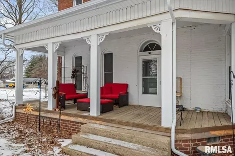 Exterior - 307 E Hargrave St, Athens, IL 62613 photo 3 of 14