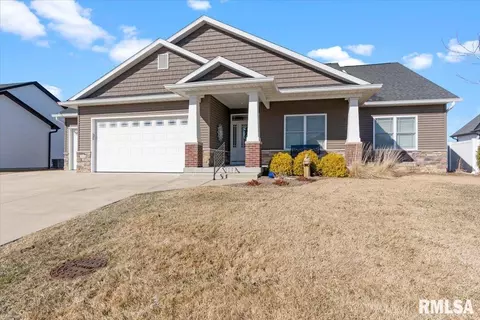 Exterior - 5713 Kelley Pointe Dr, Springfield, IL 62711 photo 4 of 9