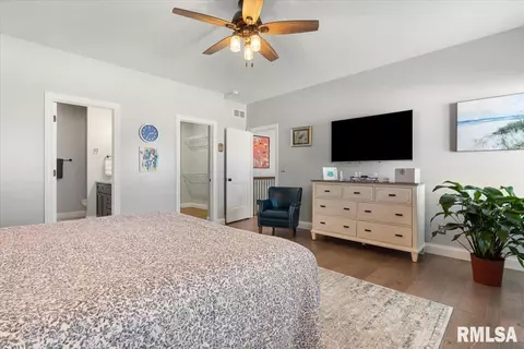 Bedroom - 5713 Kelley Pointe Dr, Springfield, IL 62711 photo 2 of 6