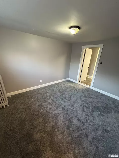 Bedroom - 1230 N New St, Springfield, IL 62702 photo 3 of 5