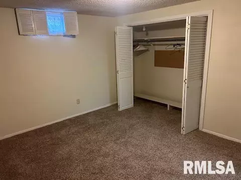 61 Foresters Ln, Springfield, IL 62704 photo 9