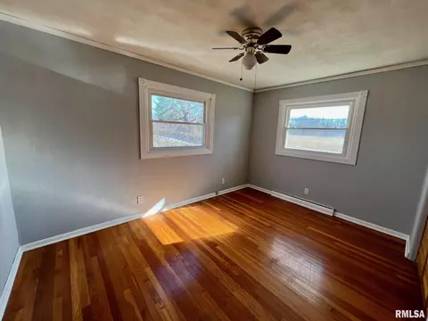 23242 Clemens Rd, Athens, IL 62613 photo 19