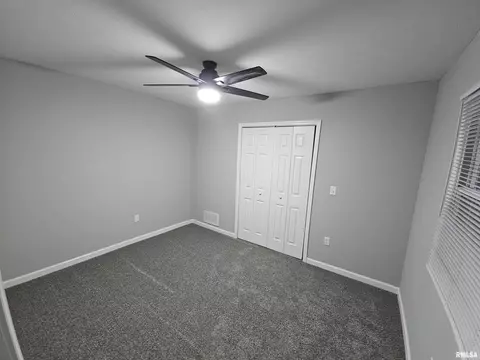 Bedroom - 1832 N 20th St, Springfield, IL 62702 photo 1 of 4