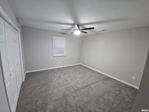 Bedroom - 1832 N 20th St, Springfield, IL 62702 photo 4 of 4