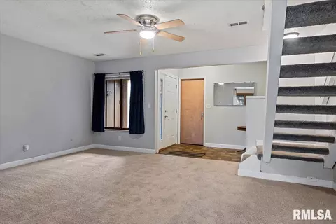 34 Trailridge Ln, Springfield, IL 62704 photo 7