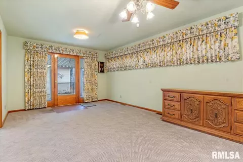 Other - 2101 Blackhawk Ave, Springfield, IL 62702 photo 5 of 8