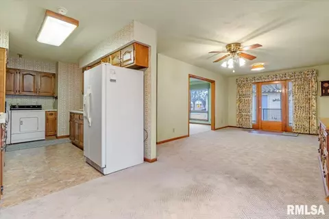 Other - 2101 Blackhawk Ave, Springfield, IL 62702 photo 6 of 8