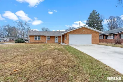 2101 Blackhawk Ave, Springfield, IL 62702
