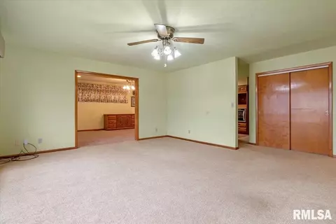 Living - 2101 Blackhawk Ave, Springfield, IL 62702 photo 3 of 6
