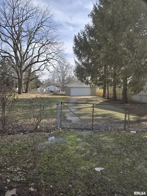 208 N Daniels St, Springfield, IL 62702 photo 1