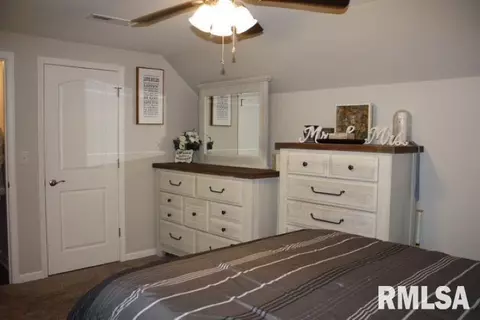 Bedroom - 1916 Hamilton Ct, Springfield, IL 62704 photo 2 of 5