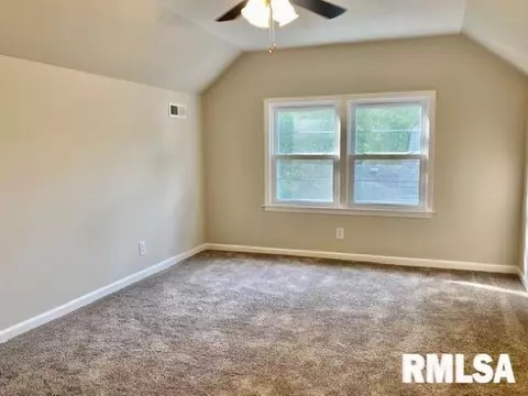 Bedroom - 1916 Hamilton Ct, Springfield, IL 62704 photo 4 of 5