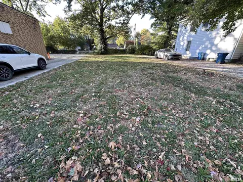 618 W Lawrence Ave, Springfield, IL 62704 photo 2