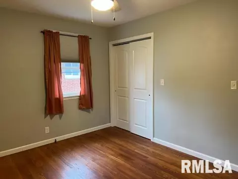 Bedroom - 6 Monica Ln, Springfield, IL 62702 photo 2 of 2